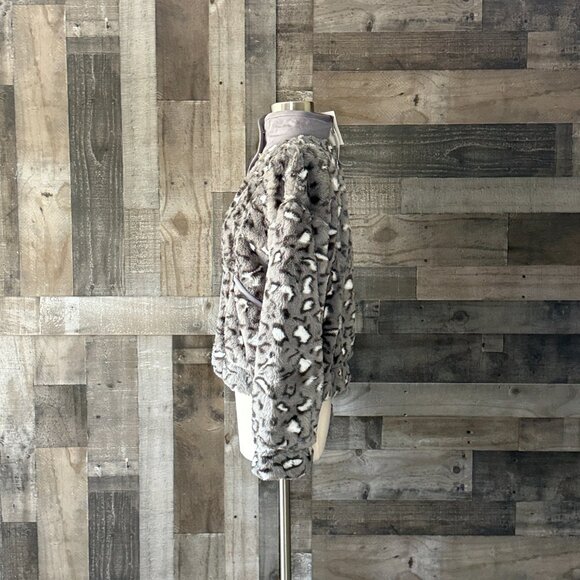 NWT! Socialite faux fur gray leopard print jacket small feminine glam winter - Picture 6 of 10